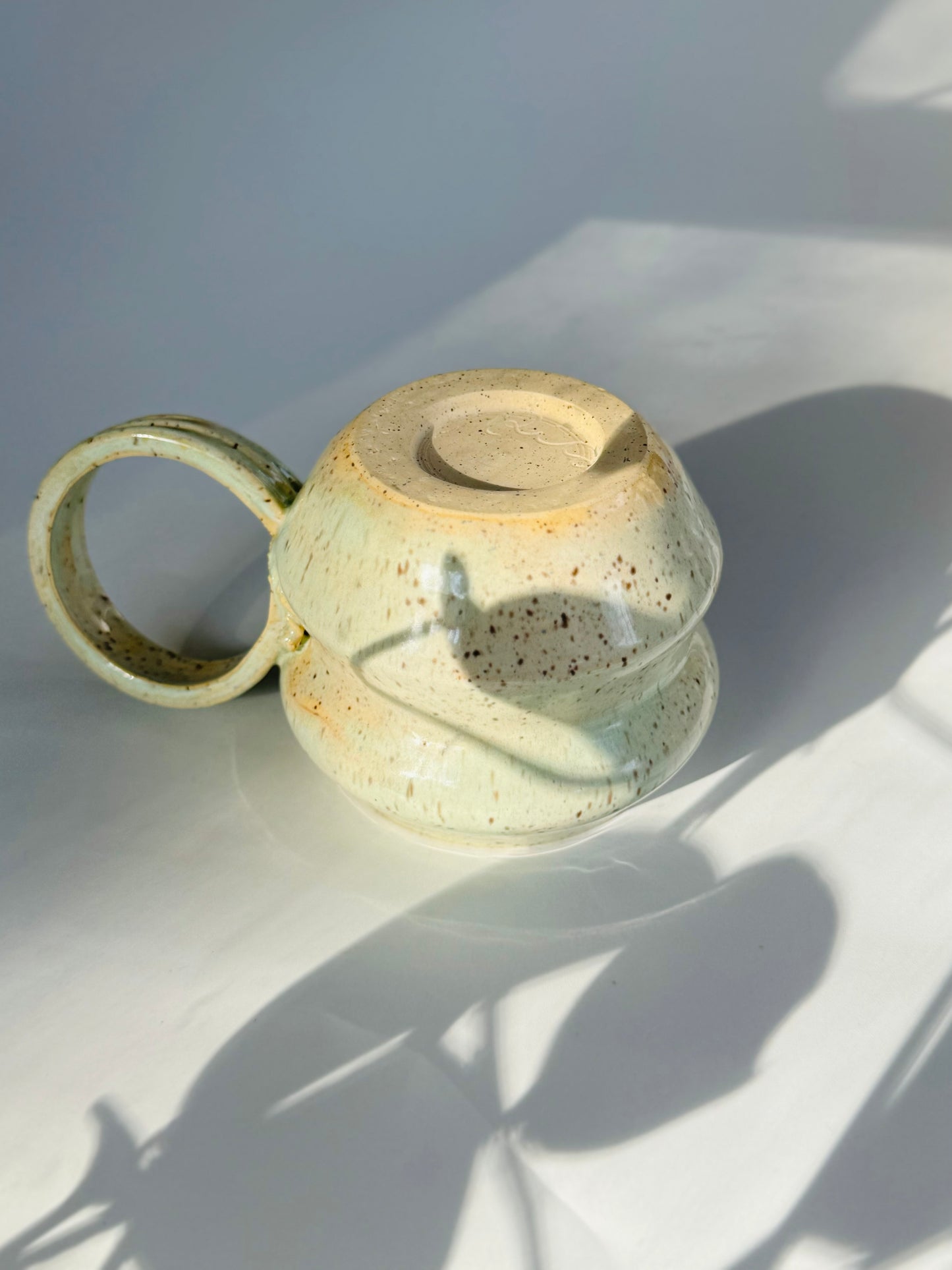 Twist n’ Curvy Big Mug