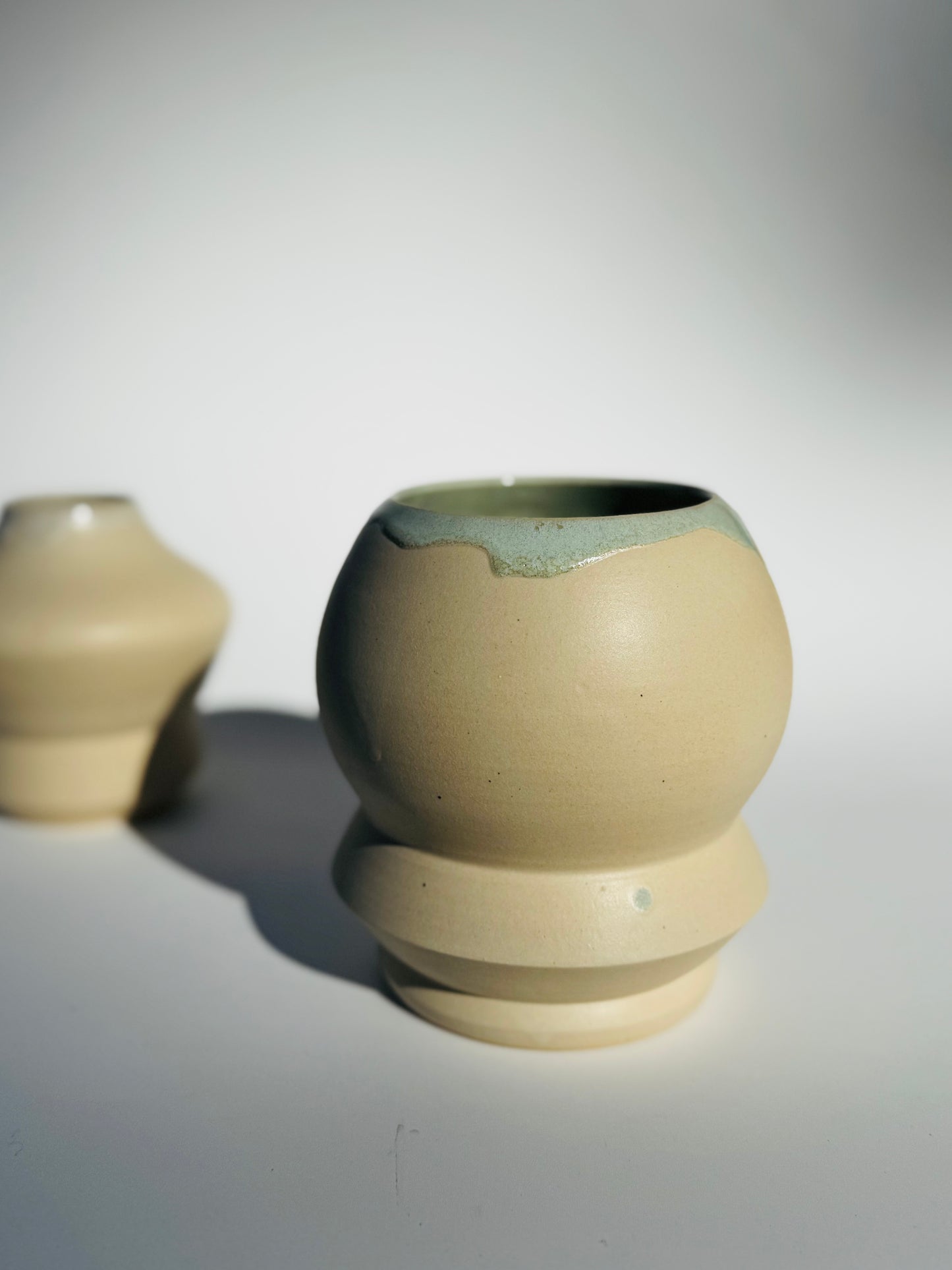 Round-O Garden Vase, Moss Matte